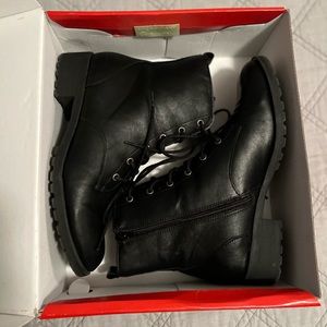 Size 9 Black Combat Boots